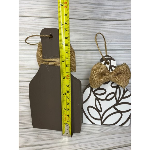 Mini cutting board, Hand painted farmhouse style - Picture 9 of 11